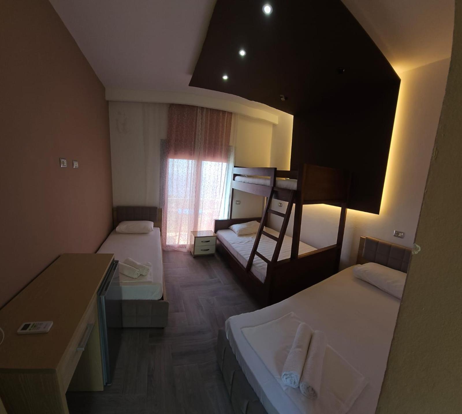 Bluflest Bed & Breakfast Dhermi Exterior photo