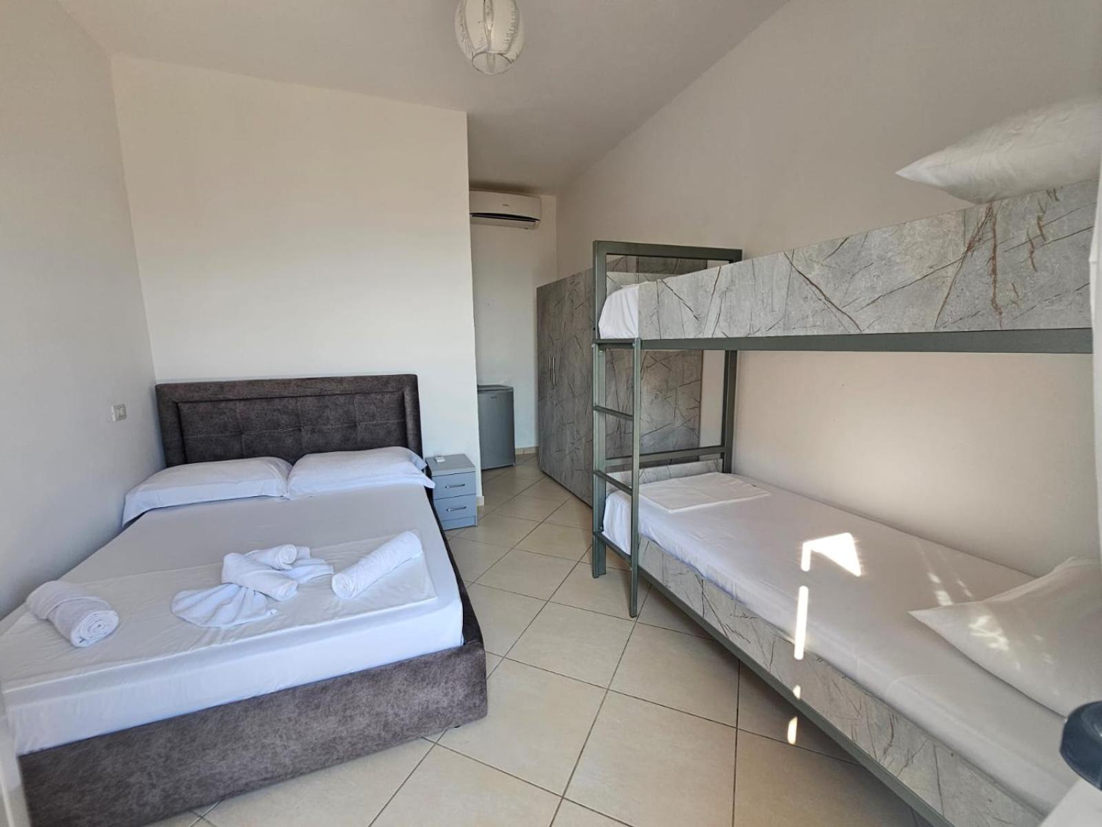 Bluflest Bed & Breakfast Dhermi Exterior photo
